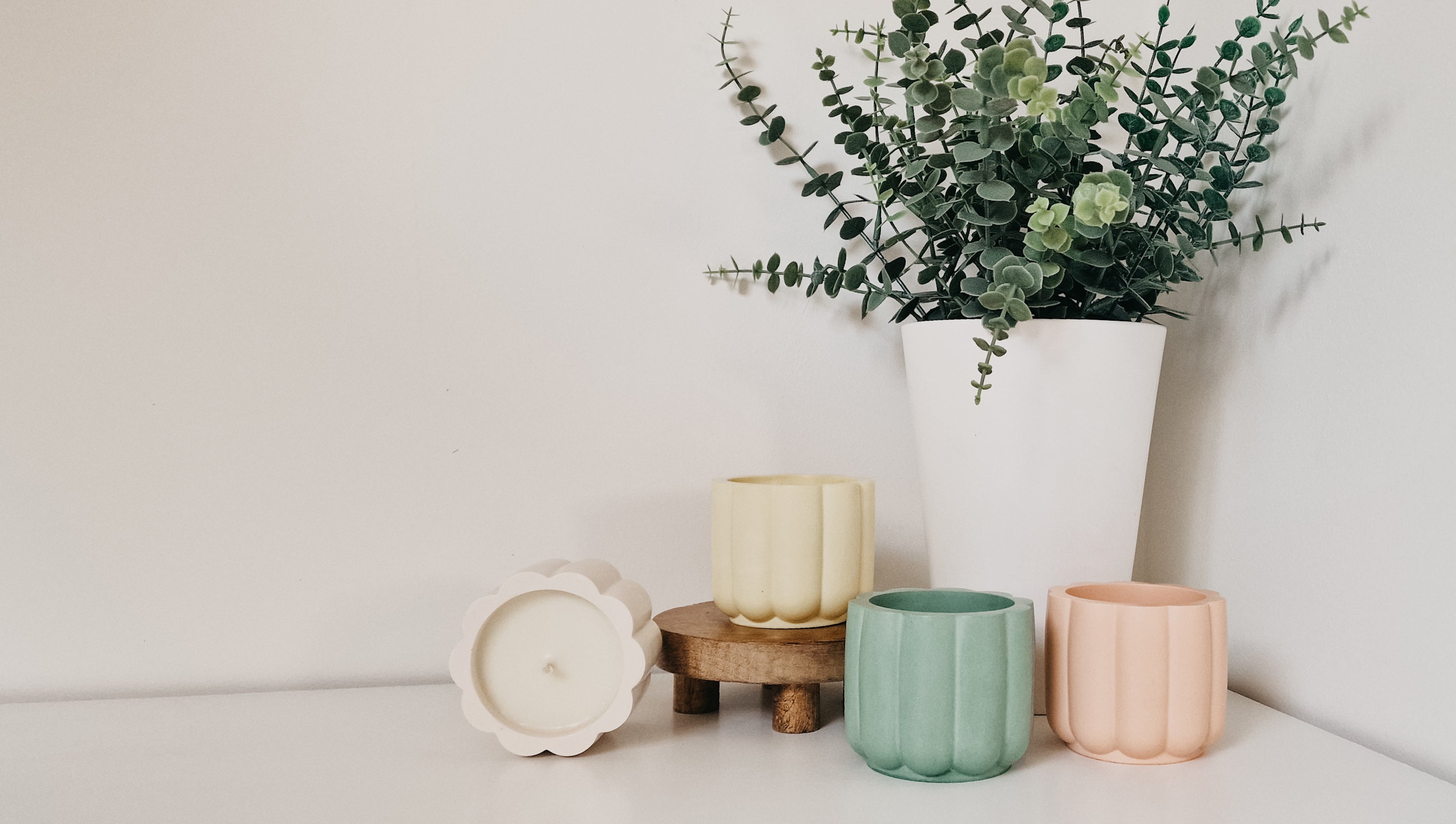 "DAISY" scented candle