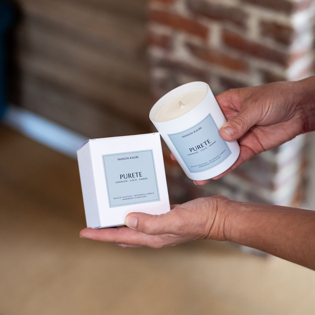 PURETE candle